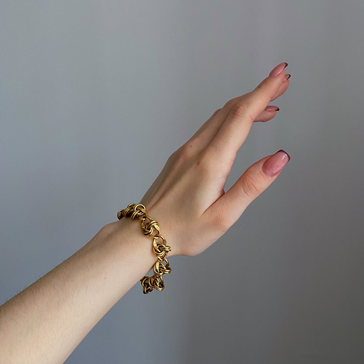 Vintage gold tone bracelet